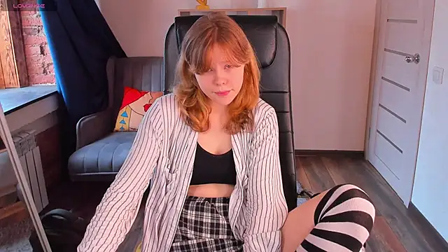 Soft Flame online show from 04/12/26, 11:02