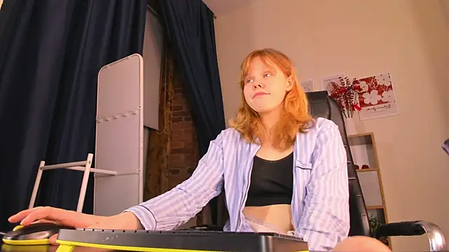 Soft Flame online show from 04/19/26, 06:10