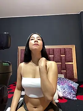 MiaTozier online show from 12/16/25, 12:20