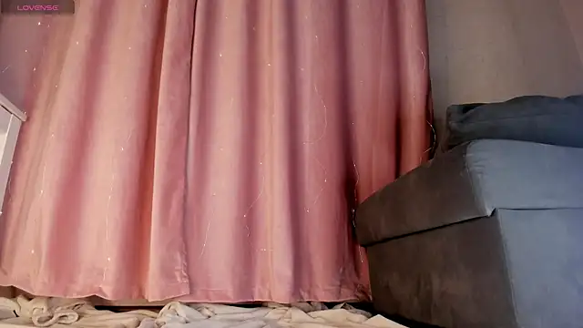 Snapshot of Mia_Carmin chatting on 02/17/26, 02:53 Mia Carmin online show from 02/17/26, 02:53