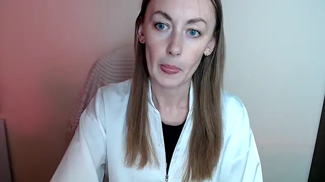 LiaSeass  online show from 07/04/26, 12:53