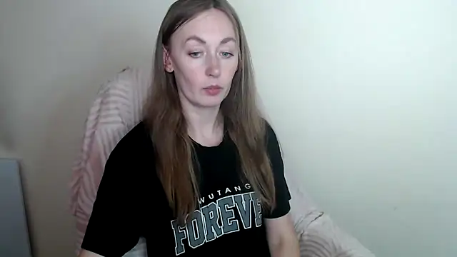 LiaSeass  online show from 05/11/26, 12:06