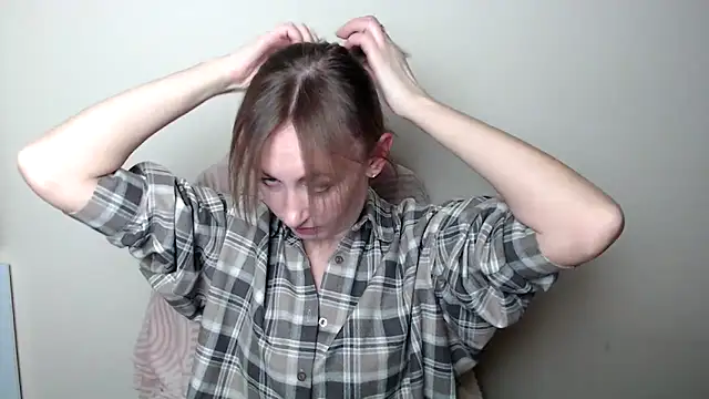 LiaSeass  online show from 03/10/26, 01:15