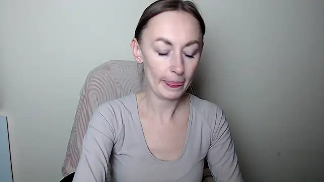 LiaSeass  online show from 03/17/26, 12:52