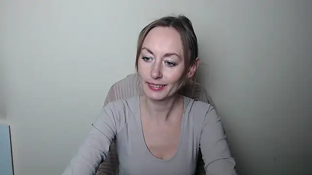 LiaSeass  online show from 04/04/26, 12:12