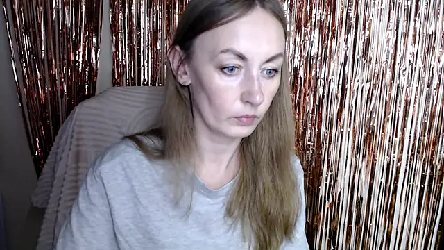 LiaSeass  online show from 07/26/26, 12:23