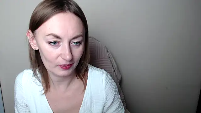 Snapshot of LiaSeass_ chatting on 02/16/26, 12:59 LiaSeass online show from 02/16/26, 12:59