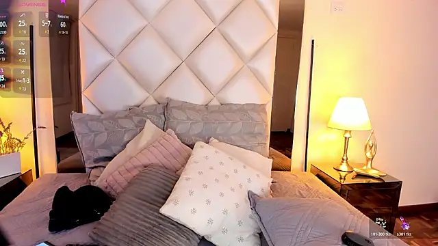 LizzCarter  online show from 03/12/26, 11:03