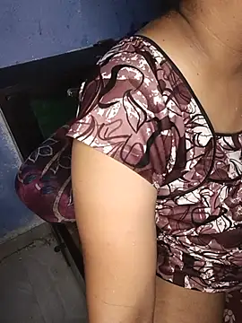 Snapshot of Desi_bhabhi299 chatting on 06/15/26, 04:50 Desi bhabhi299 online show from 06/15/26, 04:50