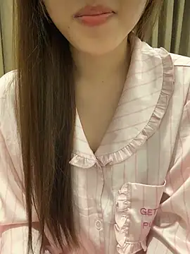 Snapshot of -Bibi-18 chatting on 06/27/26, 02:56 -Bibi-18 online show from 06/27/26, 02:56
