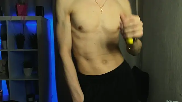 tommy cabrio online show from 12/15/25, 03:51