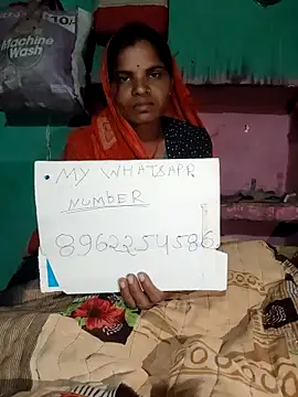 puja45632 online show from 12/21/25, 04:41