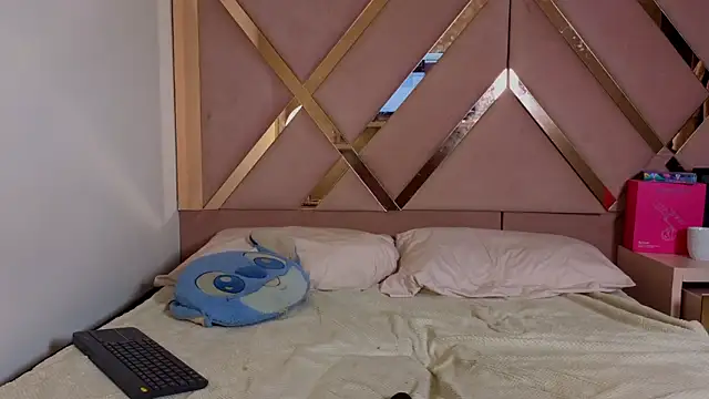 Stephanny Blush online show from 03/14/26, 06:03