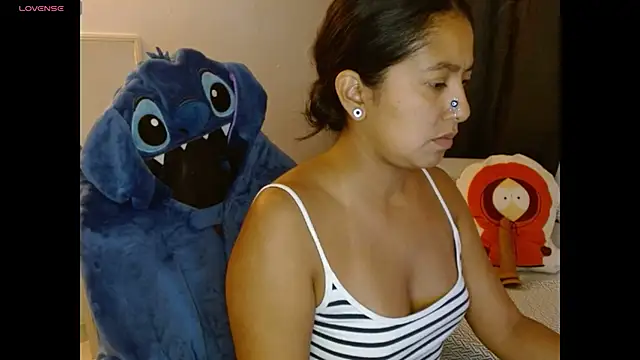 Snapshot of NovahPerotti chatting on 06/05/26, 10:59 NovahPerotti online show from 06/05/26, 10:59