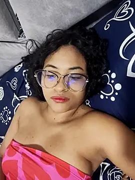 DAFNNEE HOT online show from 04/07/26, 03:58