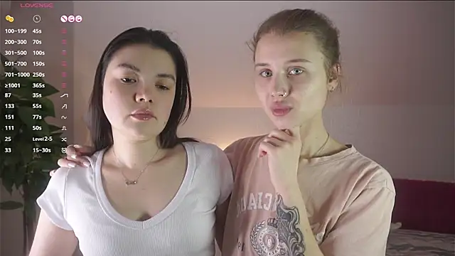 DemetriceYunk online show from 12/18/25, 07:57