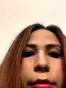 Lunara Vall online show from 02/26/26, 03:39