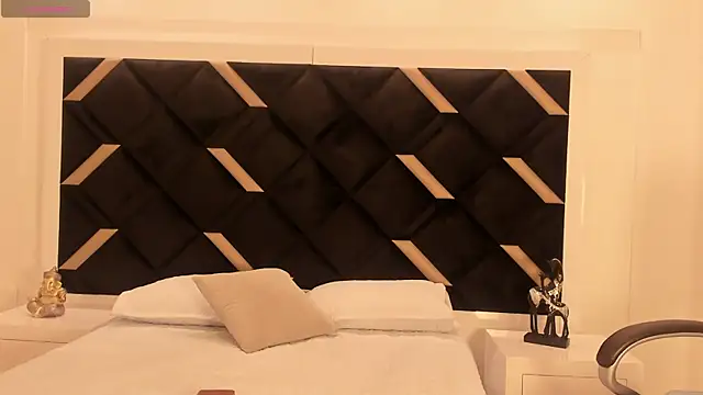 Lunara Vall online show from 02/13/26, 03:50