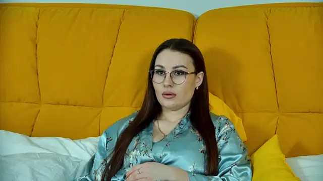 NoraFoxes online show from 02/24/26, 10:16