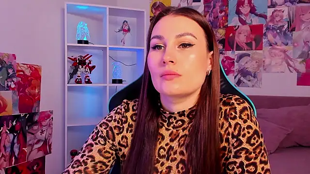 NoraFoxes online show from 02/03/26, 06:22