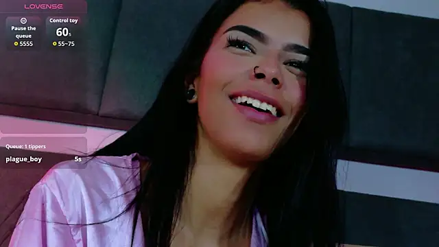 Snapshot of luna_blannco chatting on 07/10/26, 10:59 luna blannco online show from 07/10/26, 10:59