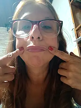 Snapshot of cari75 chatting on 02/13/26, 06:35 cari75 online show from 02/13/26, 06:35