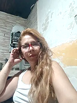 Snapshot of cari75 chatting on 02/13/26, 07:47 cari75 online show from 02/13/26, 07:47