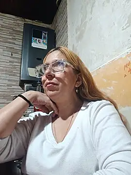 Snapshot of cari75 chatting on 07/12/26, 05:19 cari75 online show from 07/12/26, 05:19