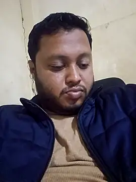 Snapshot of SHARIF12123 chatting on 12/15/25, 12:55 SHARIF12123 online show from 12/15/25, 12:55