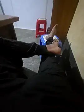 SHARIF12123 online show from 04/08/26, 04:52