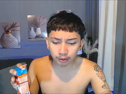 dylan hardfucker online show from 03/16/26, 01:48