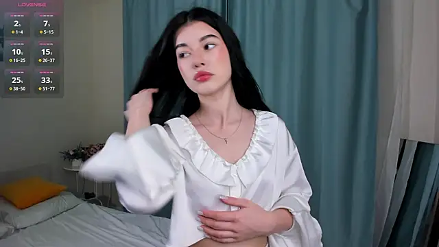 LisaColee online show from 04/09/26, 09:10