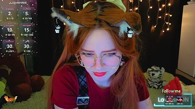 LittleFoxHole online show from 12/22/25, 02:01