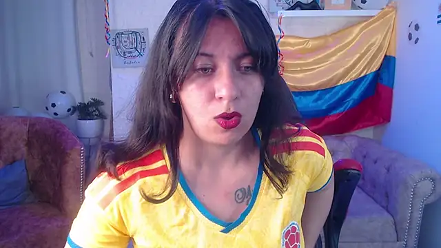 amanda rousee online show from 06/18/26, 03:38