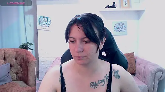 amanda rousee online show from 02/23/26, 03:19