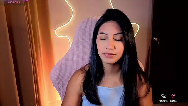 chloebum  online show from 12/16/25, 11:03