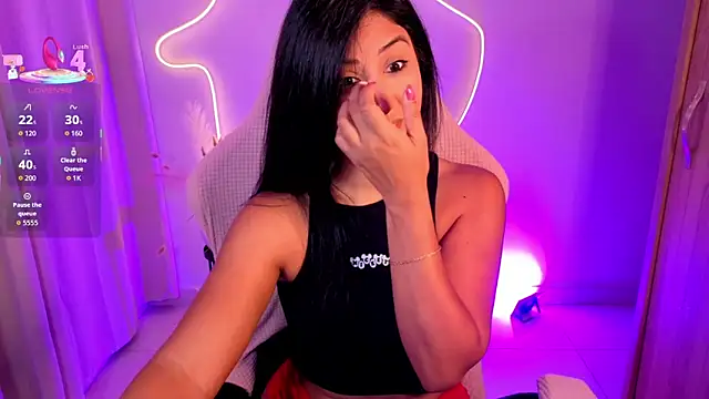 chloebum  online show from 04/15/26, 11:05