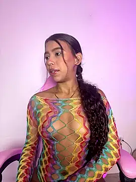 Snapshot of Ana_herrera chatting on 01/19/26, 11:25 Ana herrera online show from 01/19/26, 11:25