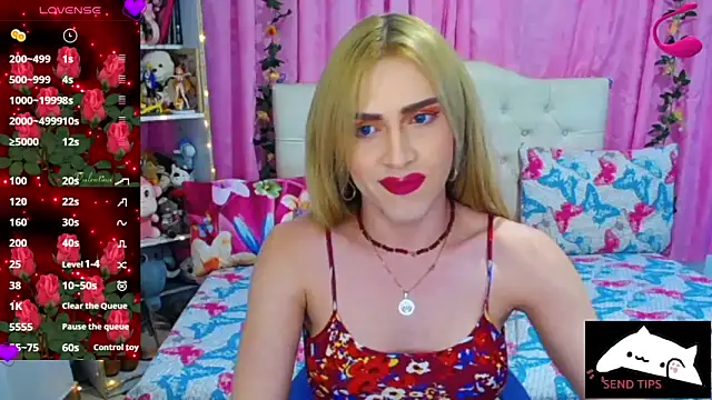 Snapshot of golden_girl01 chatting on 10/14/25, 01:50 golden girl01 online show from 10/14/25, 01:50