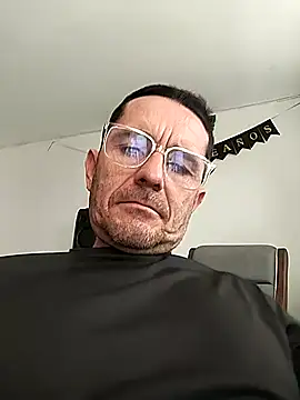 Snapshot of Maxhot3108 chatting on 03/03/26, 07:10 Maxhot3108 online show from 03/03/26, 07:10