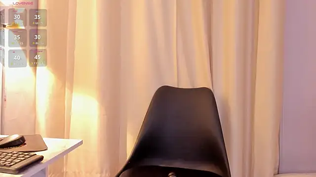 Sisi fun online show from 03/12/26, 07:51