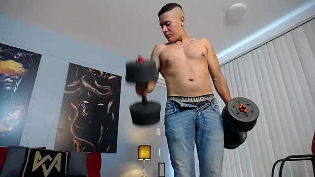 Snapshot of Perseuz369 chatting on 12/18/25, 07:50 Perseuz369 online show from 12/18/25, 07:50