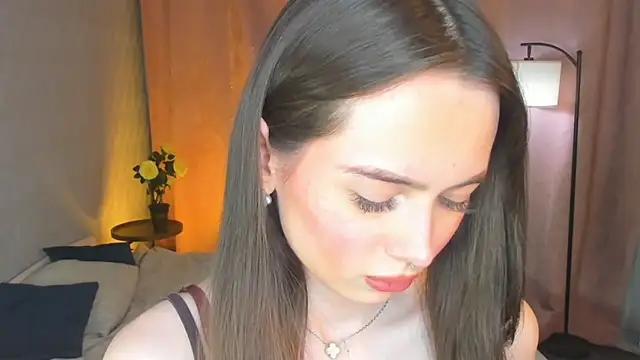 YvonneRobes online show from 03/30/26, 07:04