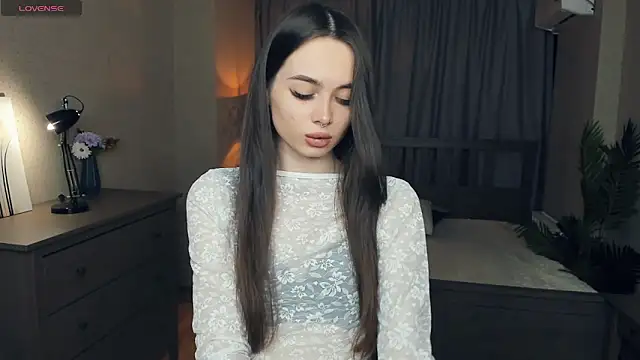 YvonneRobes online show from 02/12/26, 07:46