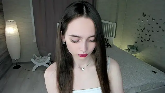 YvonneRobes online show from 05/29/26, 07:20