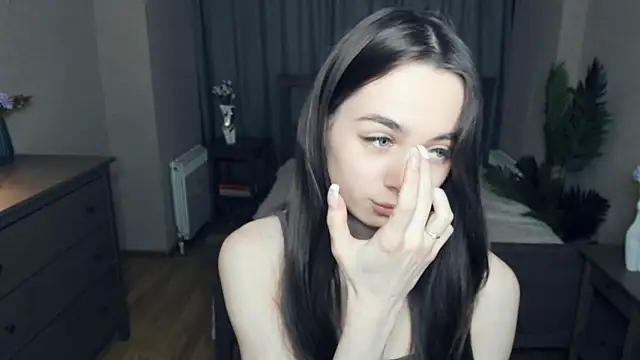 YvonneRobes online show from 02/20/26, 07:16