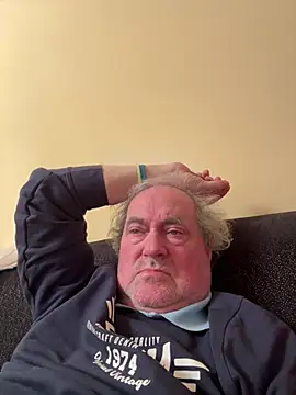 csikar online show from 03/15/26, 06:26