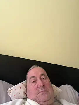 csikar online show from 03/24/26, 06:35