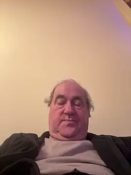 Snapshot of csikar chatting on 02/09/26, 06:06 csikar online show from 02/09/26, 06:06