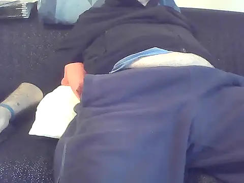 csikar online show from 12/16/25, 11:14